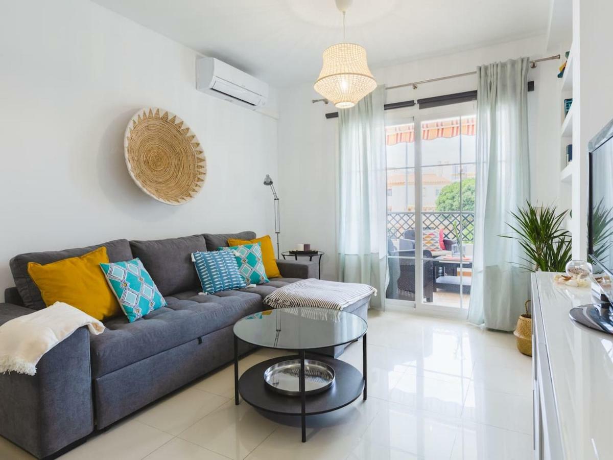 La Marina Ii, Luminoso Apartamento Junto A La Playa Benagalbón Exterior foto